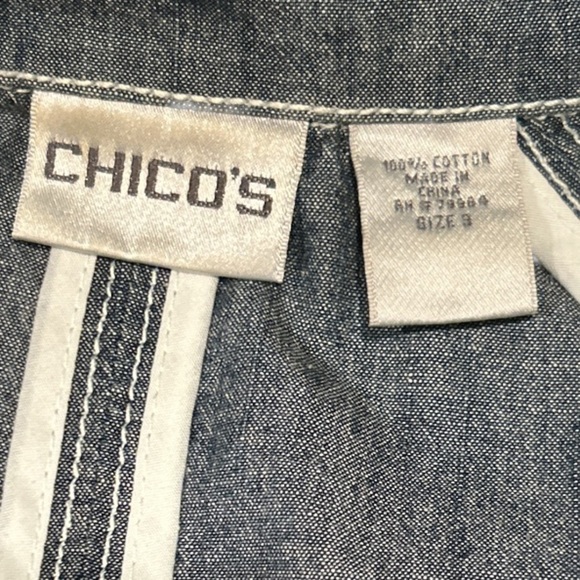 Chico's Light Weight Lt Blue Jacket, White Stitching Notched collar, size 8. EUC - Picture 4 of 7